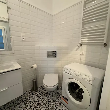 Apartment Nowogrodzka 6a 23 *