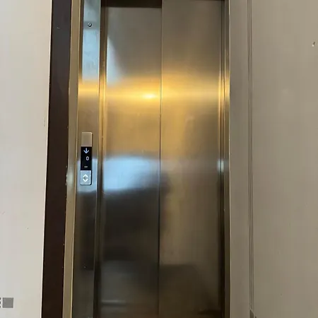 Nowogrodzka 6a 23 * Warsaw