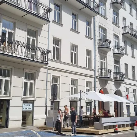 Nowogrodzka 6a 23 * Varsovia