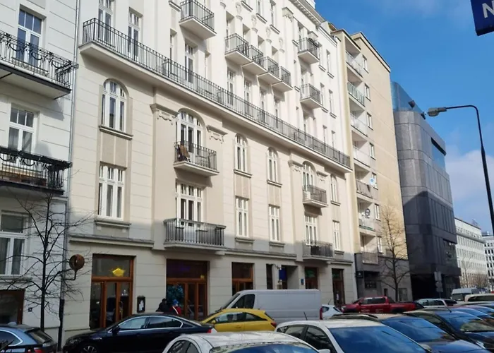 Nowogrodzka 6a 23 شقة