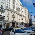 Nowogrodzka 6a 23 Apartament